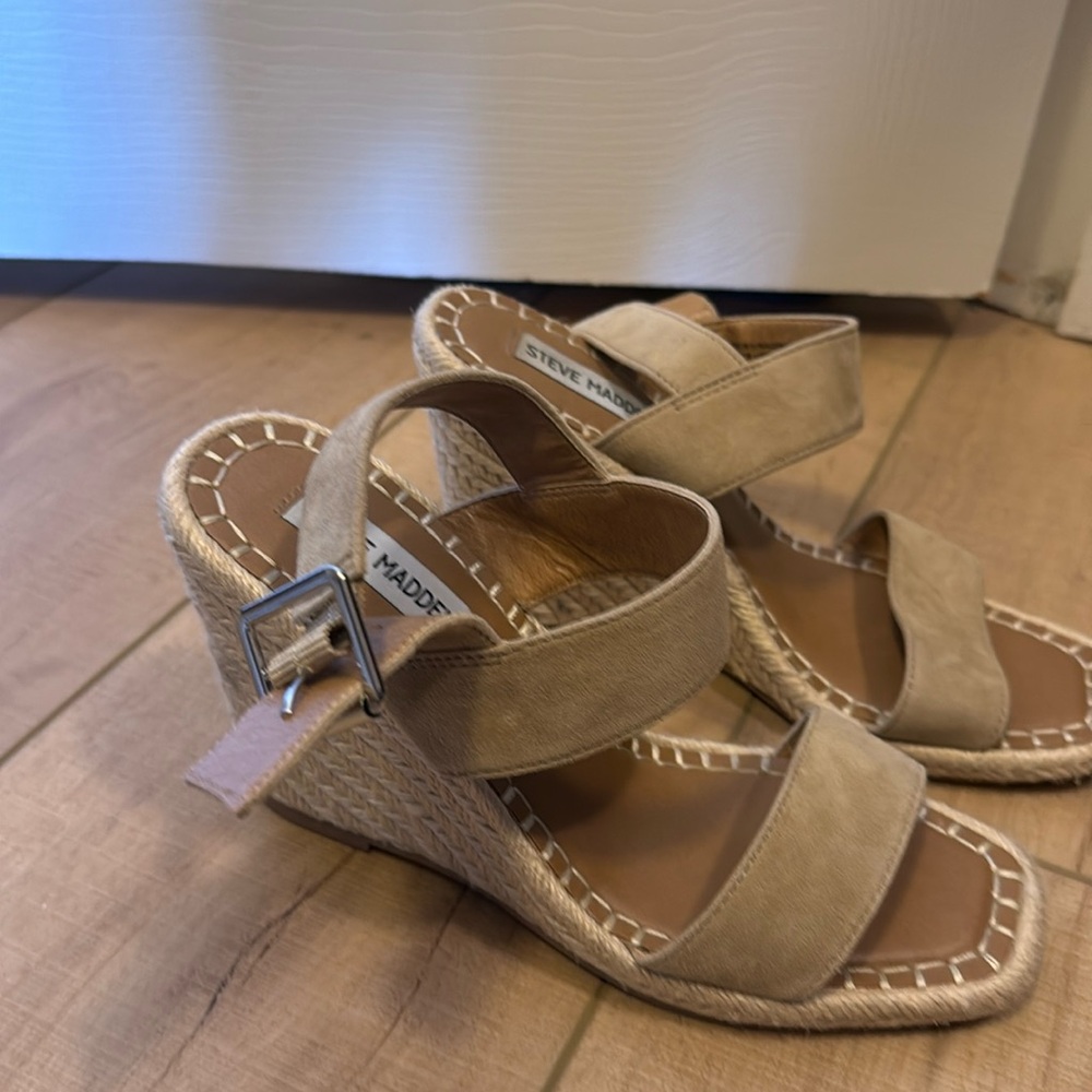 Steve Madden wedges